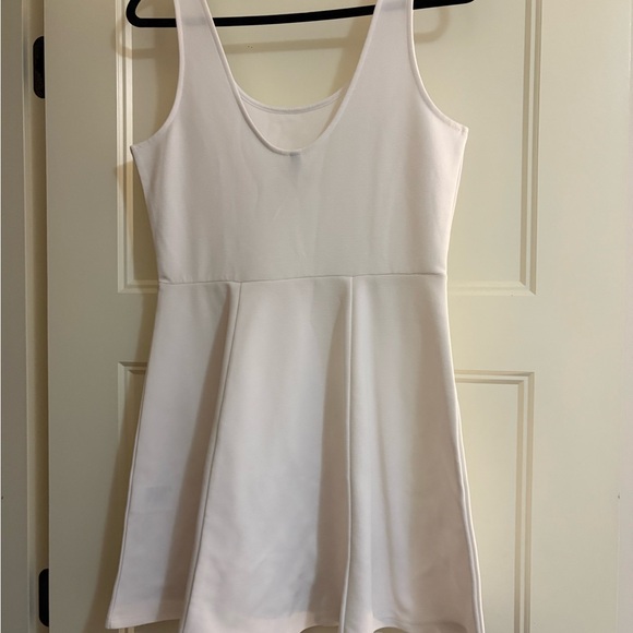 Divided White Ribbed Dress - Picture 3 of 3